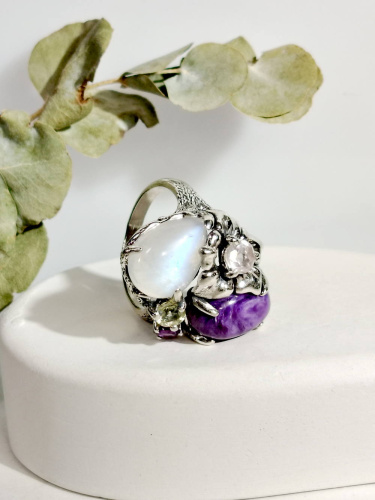 Серебряное кольцо